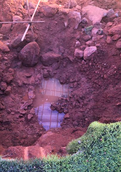 媒体谈操场埋尸案是怎么回事?媒体谈操场埋尸案事件过程视频回顾-超能街机